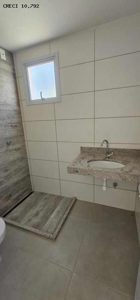 Apartamento à venda com 2 quartos, 69m² - Foto 7