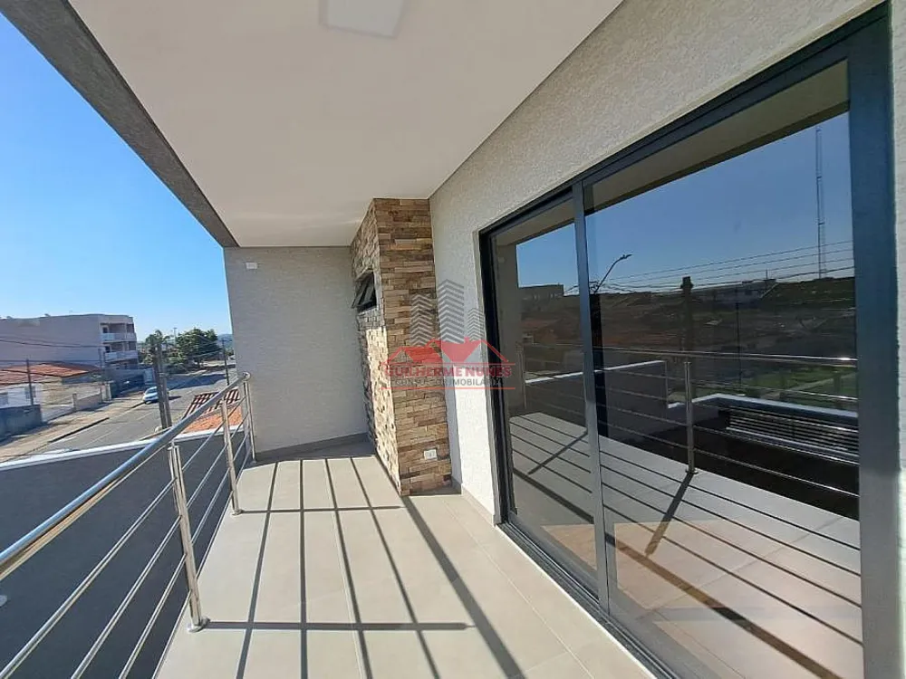 Sobrado, 3 quartos, 198 m² - Foto 1