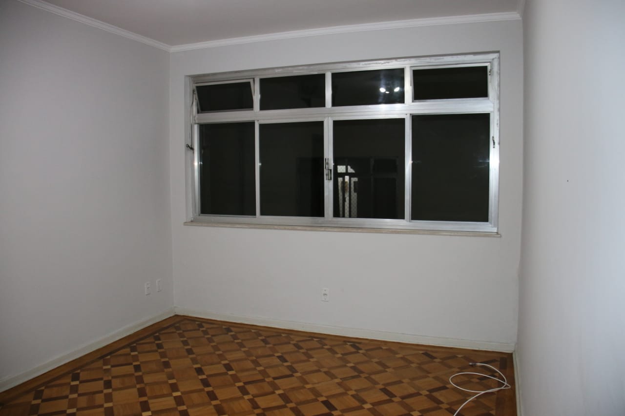 Apartamento para alugar com 2 quartos, 120m² - Foto 2