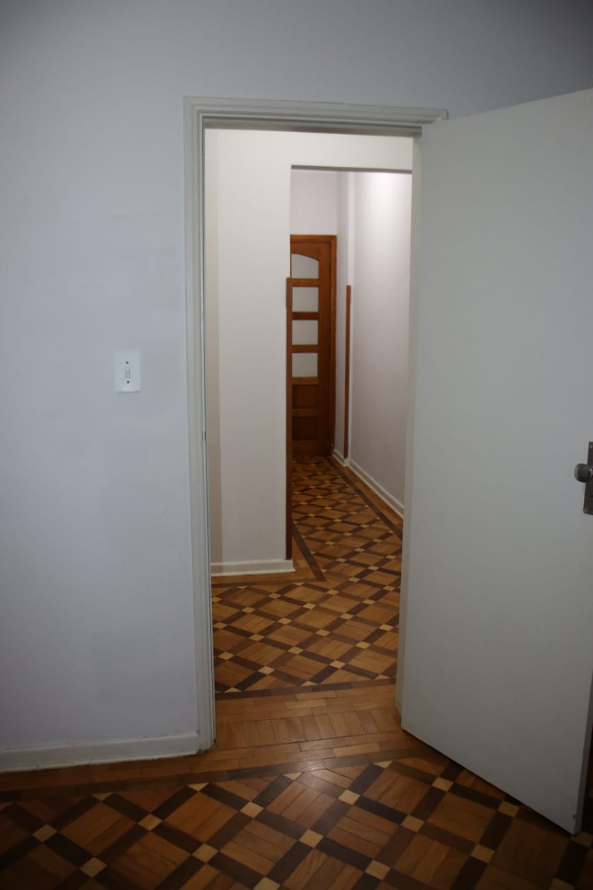 Apartamento para alugar com 2 quartos, 120m² - Foto 5