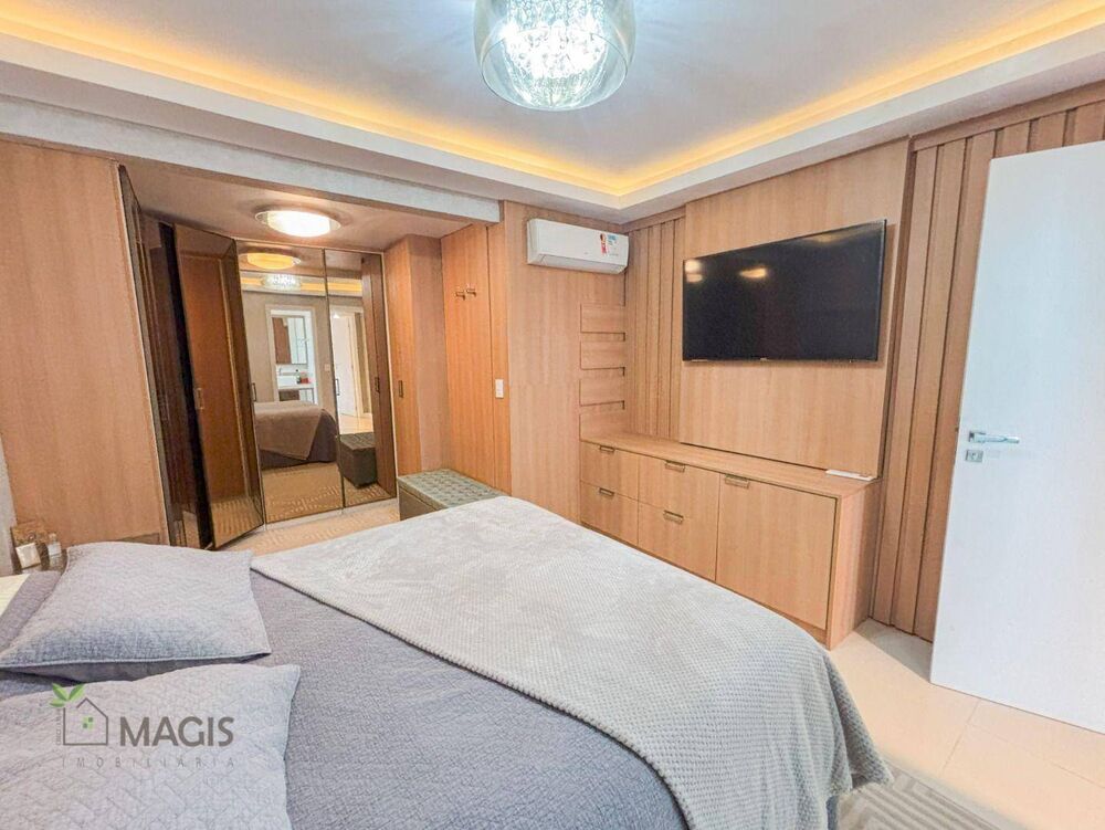 Apartamento à venda com 3 quartos, 256m² - Foto 34