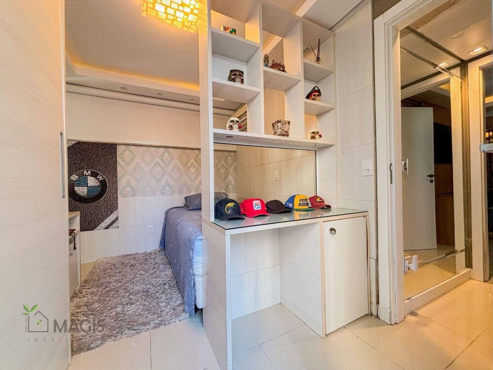 Apartamento à venda com 3 quartos, 256m² - Foto 26
