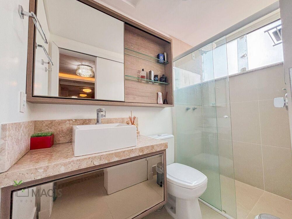 Apartamento à venda com 3 quartos, 256m² - Foto 42