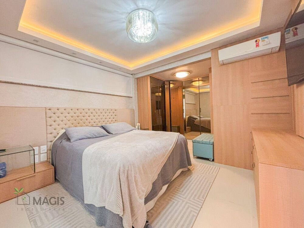 Apartamento à venda com 3 quartos, 256m² - Foto 32