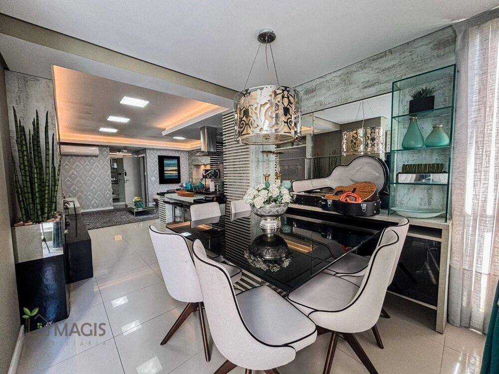 Apartamento à venda com 3 quartos, 256m² - Foto 12