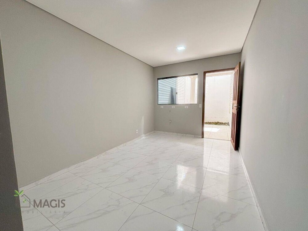 Sobrado à venda com 3 quartos, 64m² - Foto 5