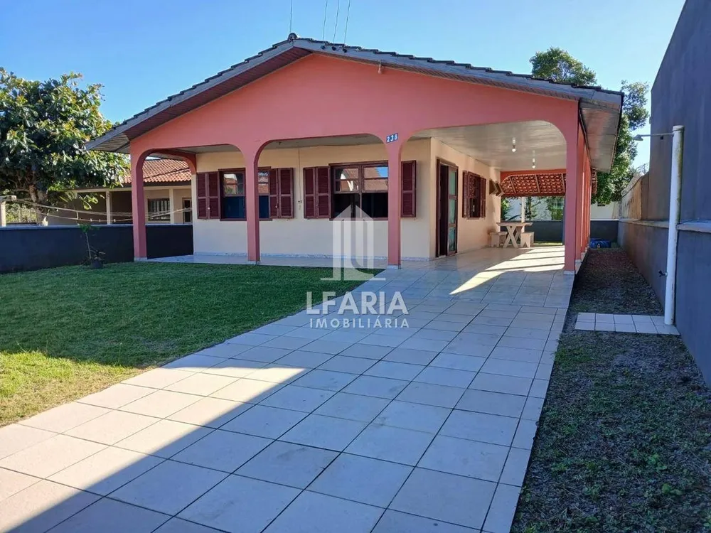 Casa, 3 quartos, 121 m² - Foto 1