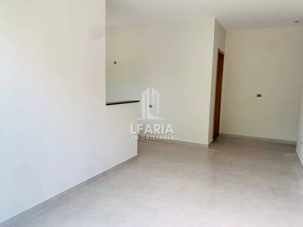 Casa à venda com 3 quartos, 87m² - Foto 3