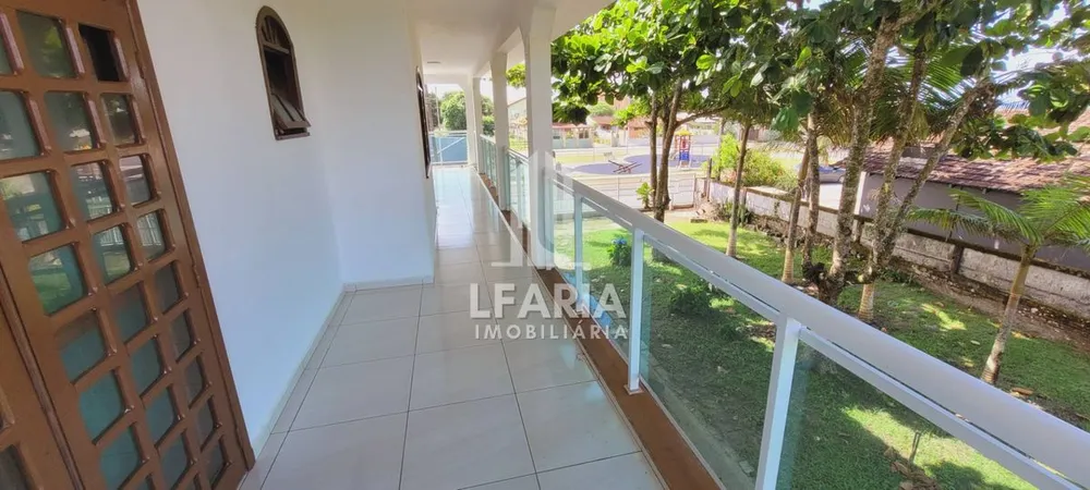 Casa, 5 quartos, 318 m² - Foto 1