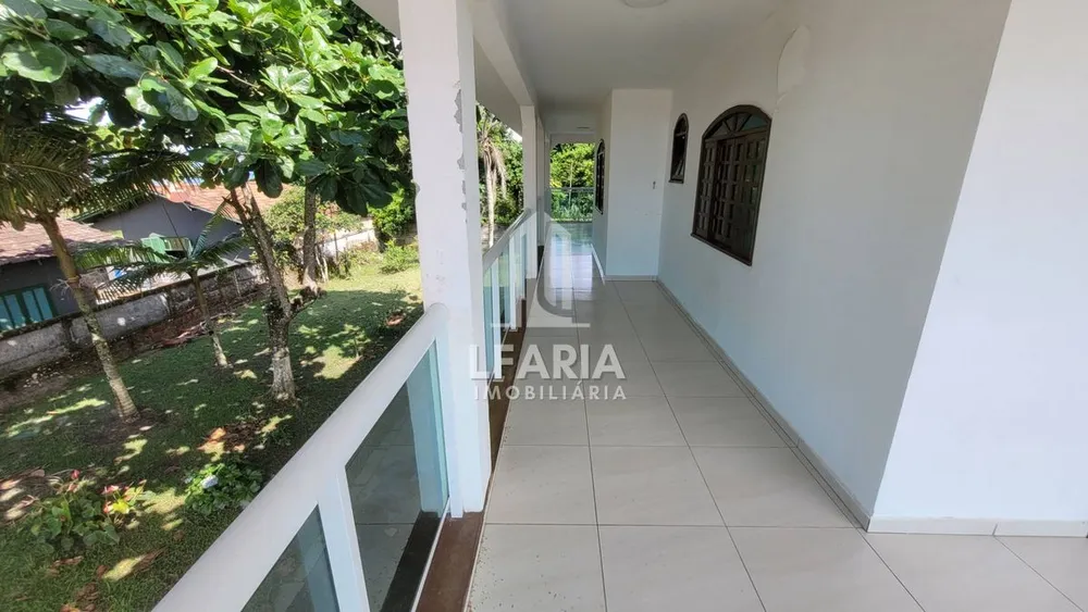 Casa, 5 quartos, 318 m² - Foto 3
