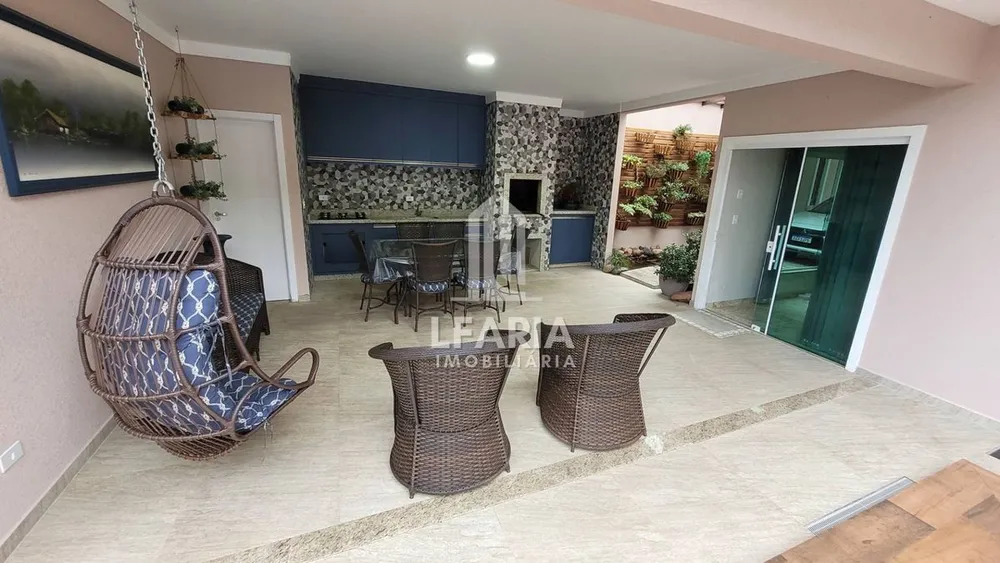 Casa, 3 quartos, 176 m² - Foto 3