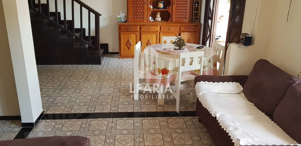 Casa, 3 quartos, 270 m² - Foto 11