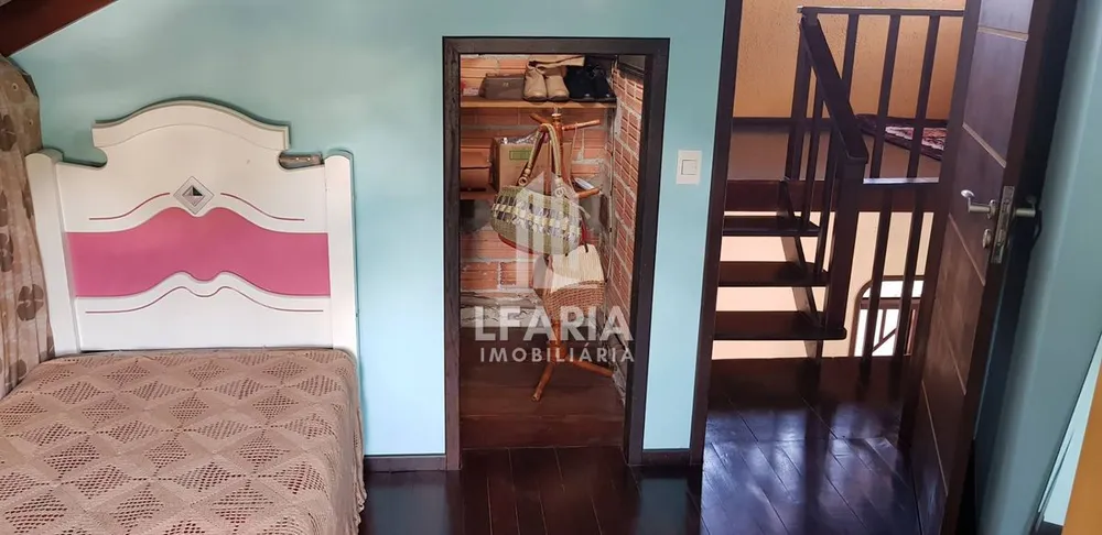 Casa, 3 quartos, 270 m² - Foto 15