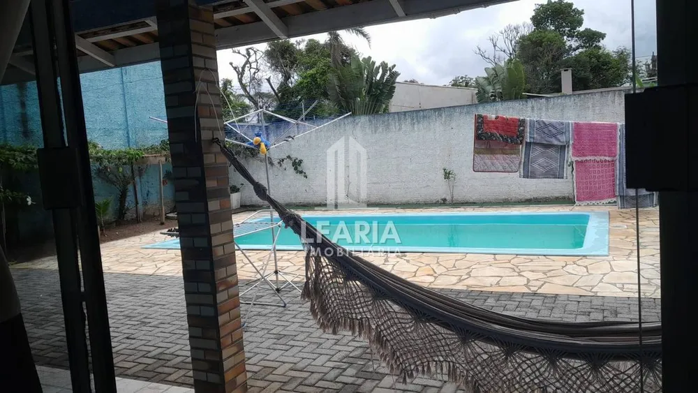 Casa, 4 quartos, 198 m² - Foto 3