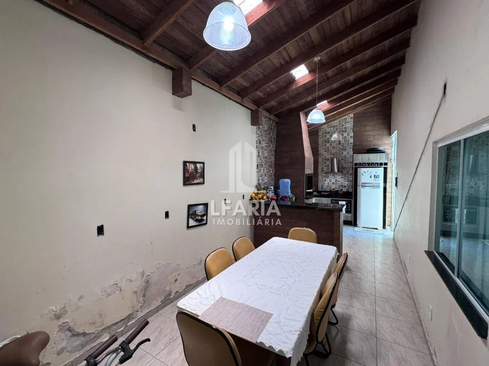 Casa, 3 quartos, 102 m² - Foto 1