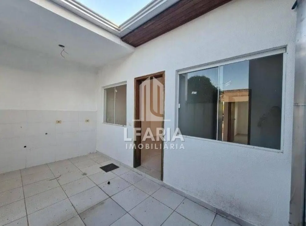 Casa, 2 quartos, 58 m² - Foto 1