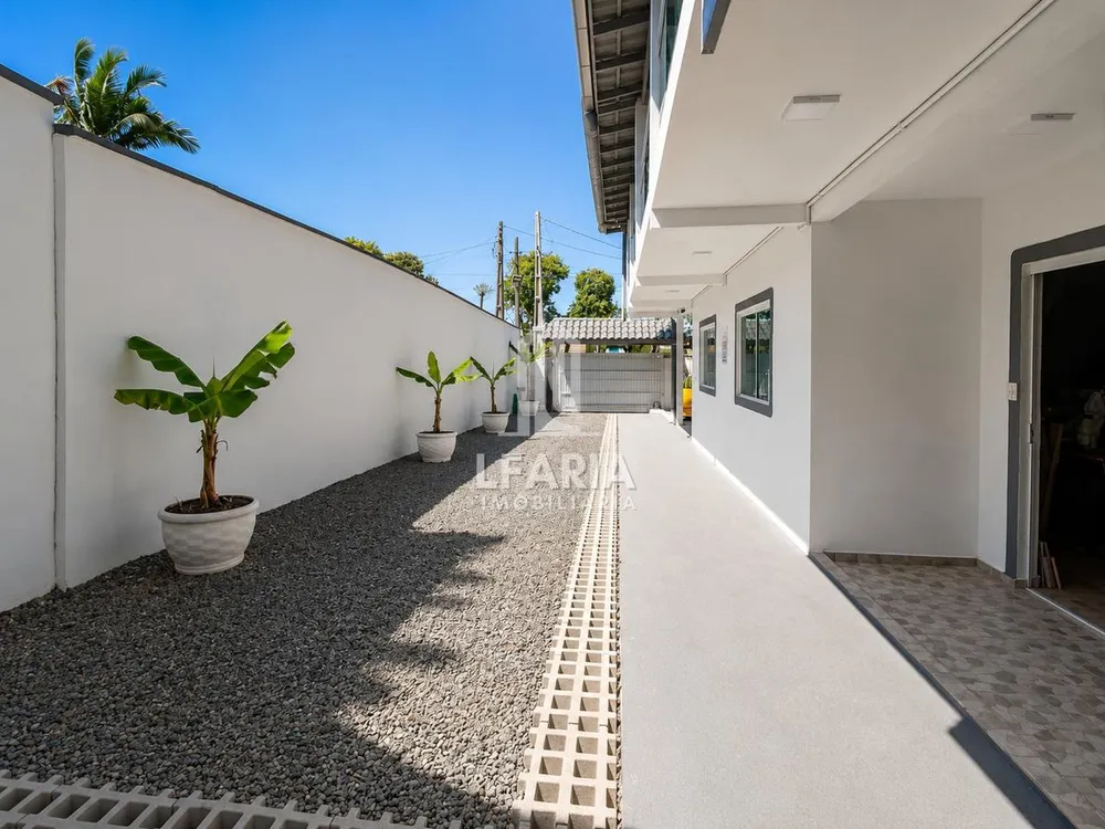 Casa, 9 quartos, 200 m² - Foto 16