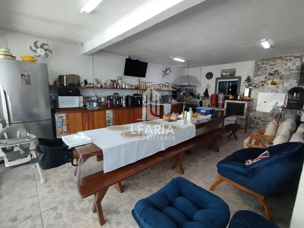 Casa, 9 quartos, 200 m² - Foto 10