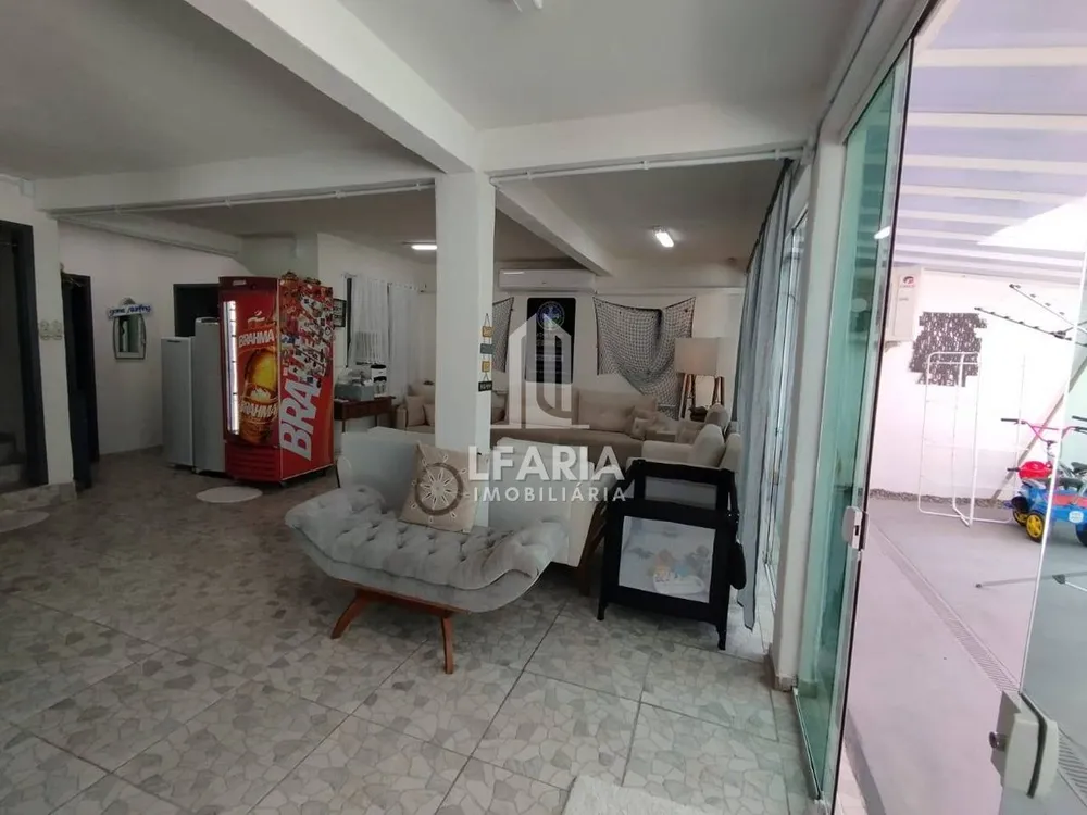 Casa, 9 quartos, 200 m² - Foto 6