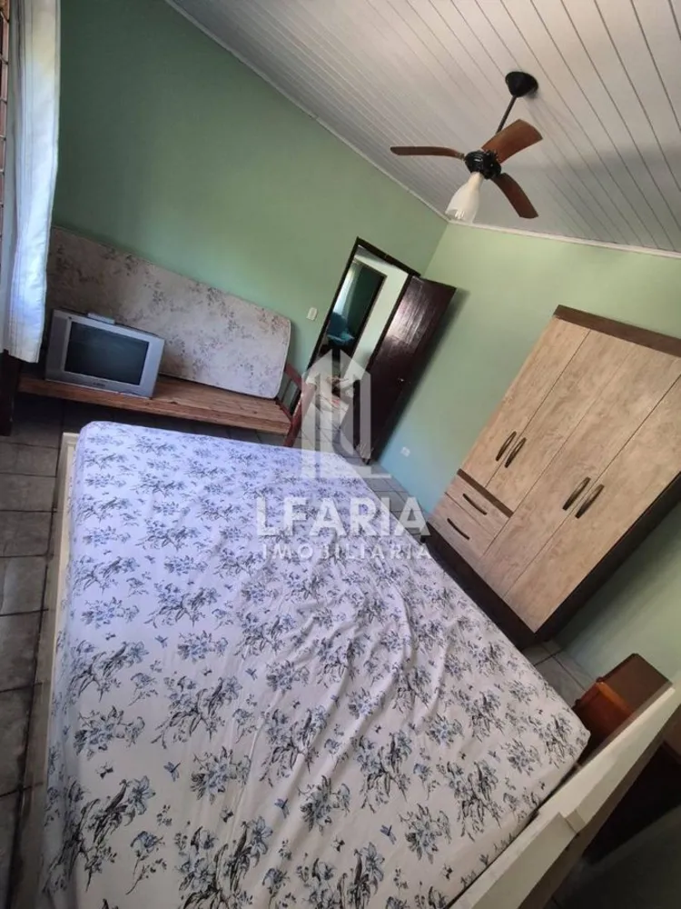 Casa, 3 quartos, 170 m² - Foto 1