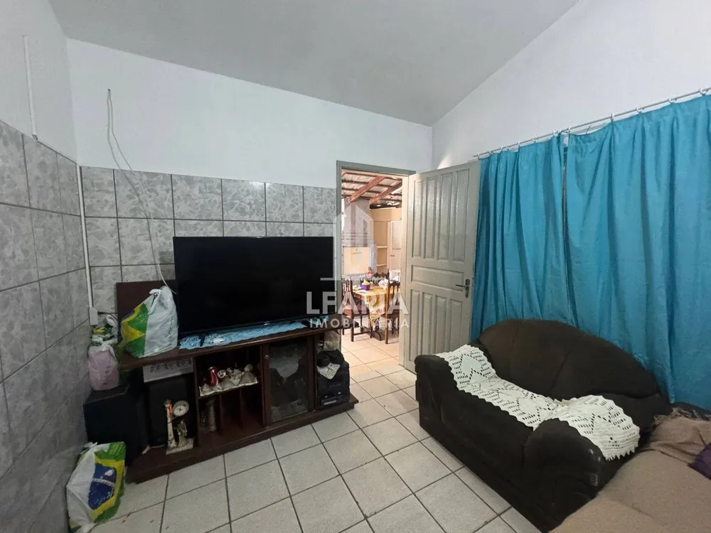 Casa, 3 quartos, 61 m² - Foto 2