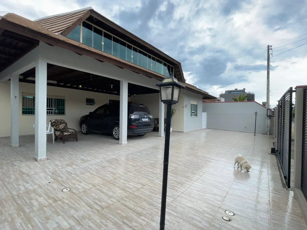 Casa, 3 quartos, 327 m² - Foto 3