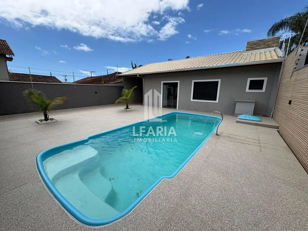 Casa, 3 quartos, 166 m² - Foto 1