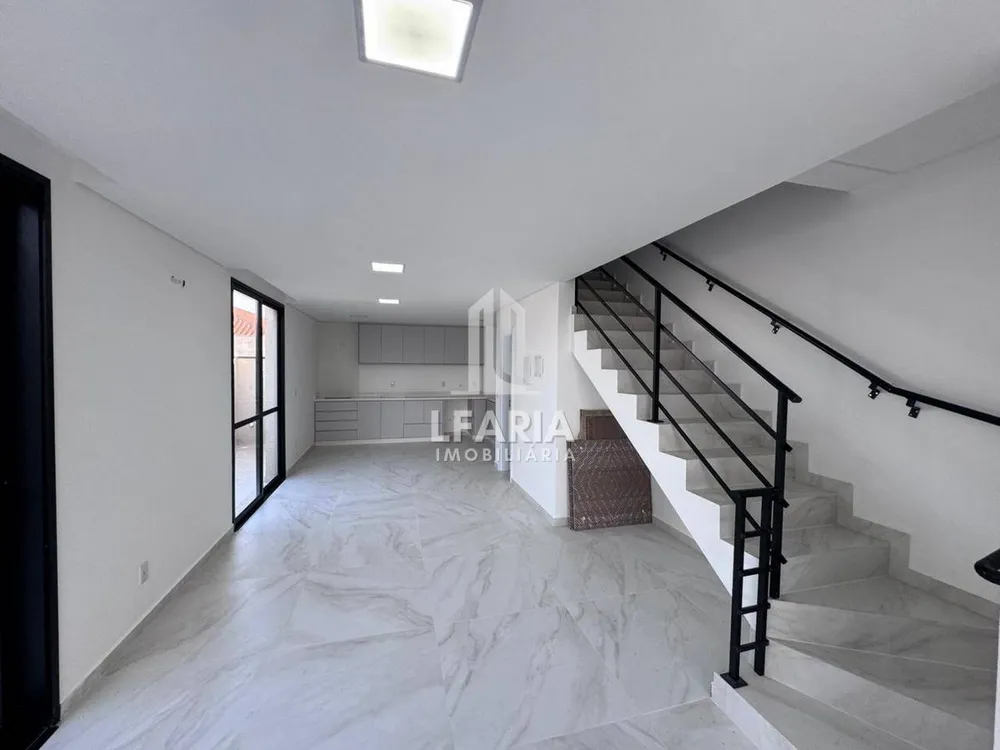 Casa, 3 quartos, 108 m² - Foto 2