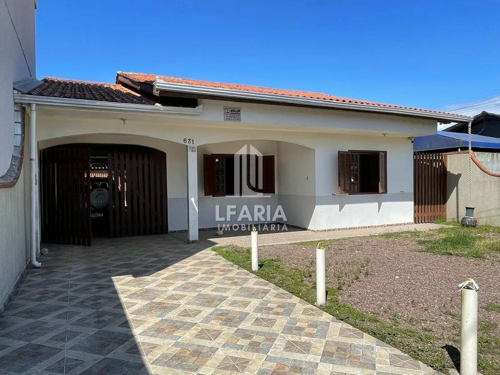 Casa, 3 quartos, 114 m² - Foto 1