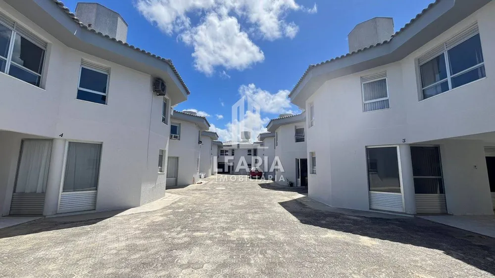 Casa, 4 quartos, 112 m² - Foto 1