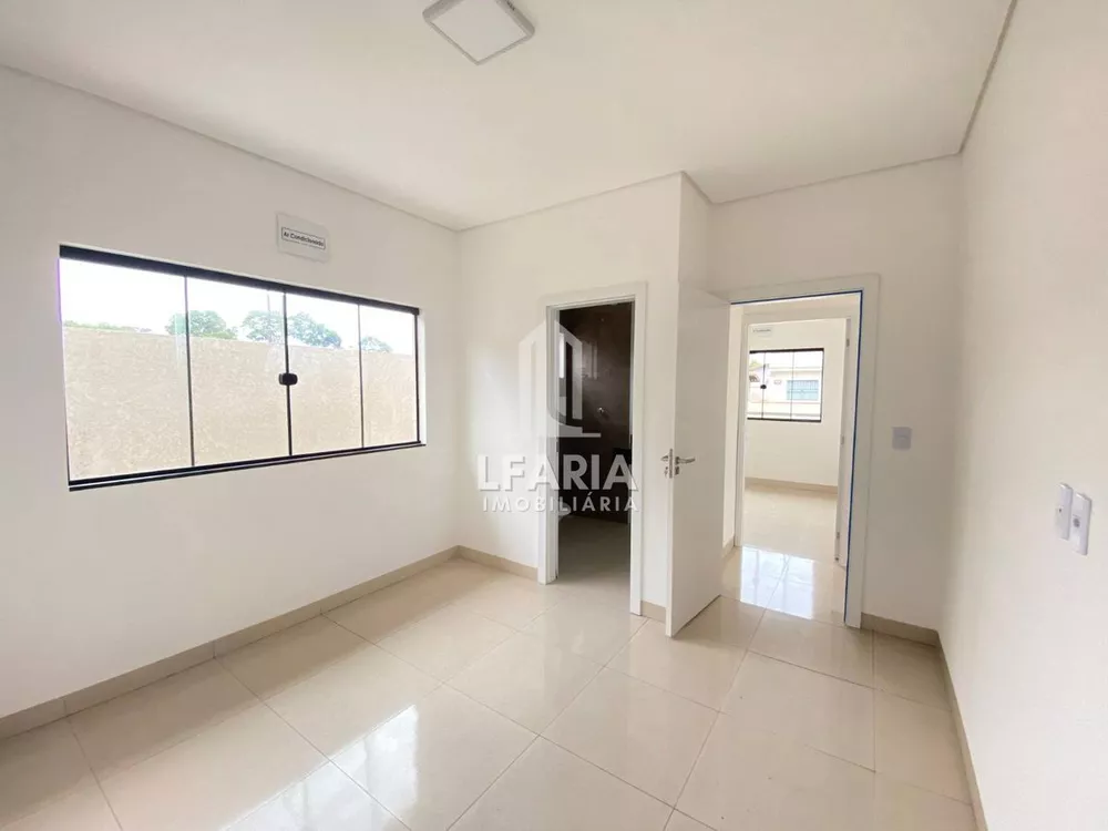 Casa à venda com 3 quartos, 88m² - Foto 3