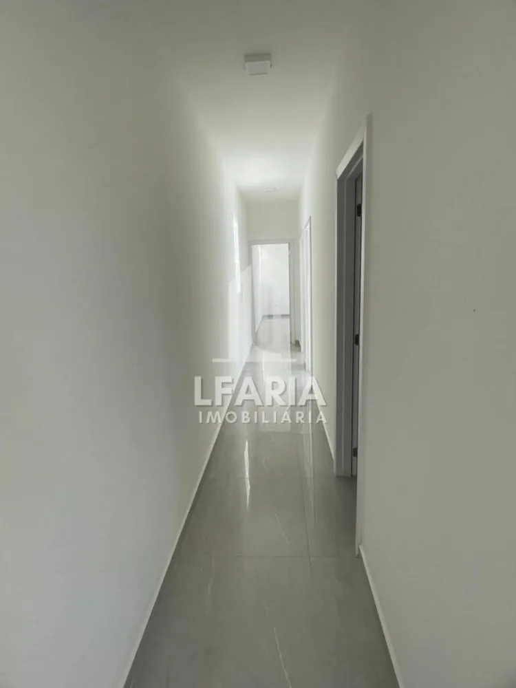 Casa, 3 quartos, 90 m² - Foto 1