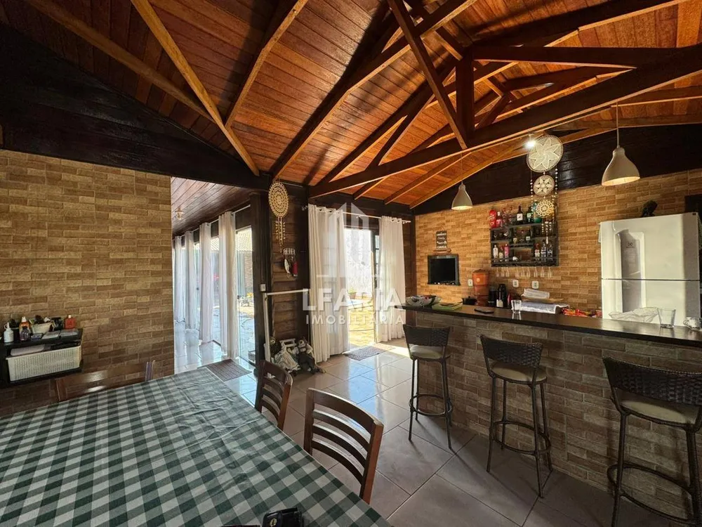 Casa, 3 quartos, 190 m² - Foto 12