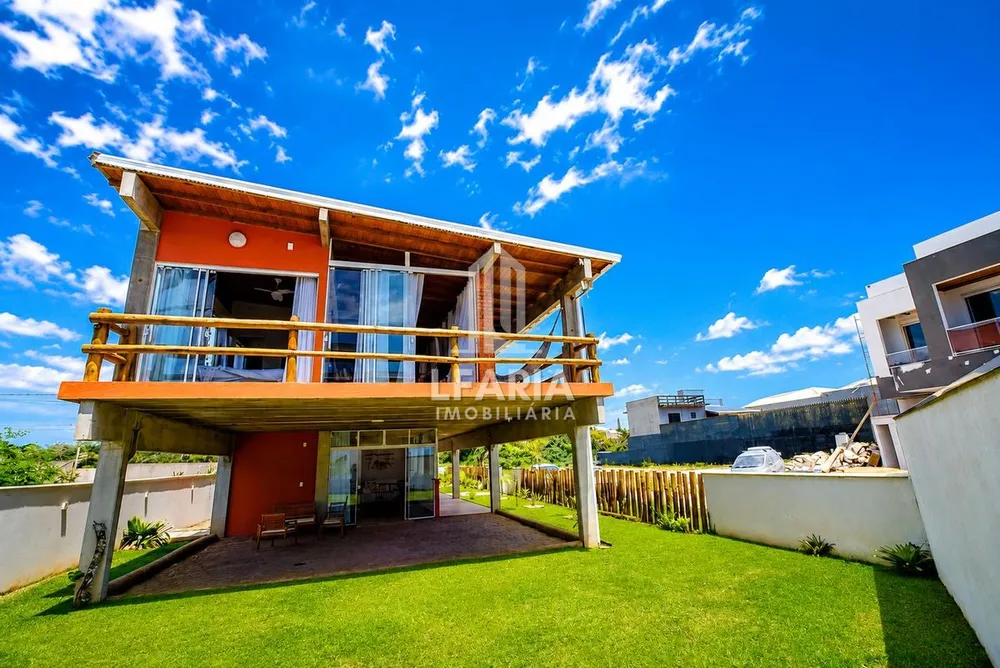 Casa, 3 quartos, 338 m² - Foto 1