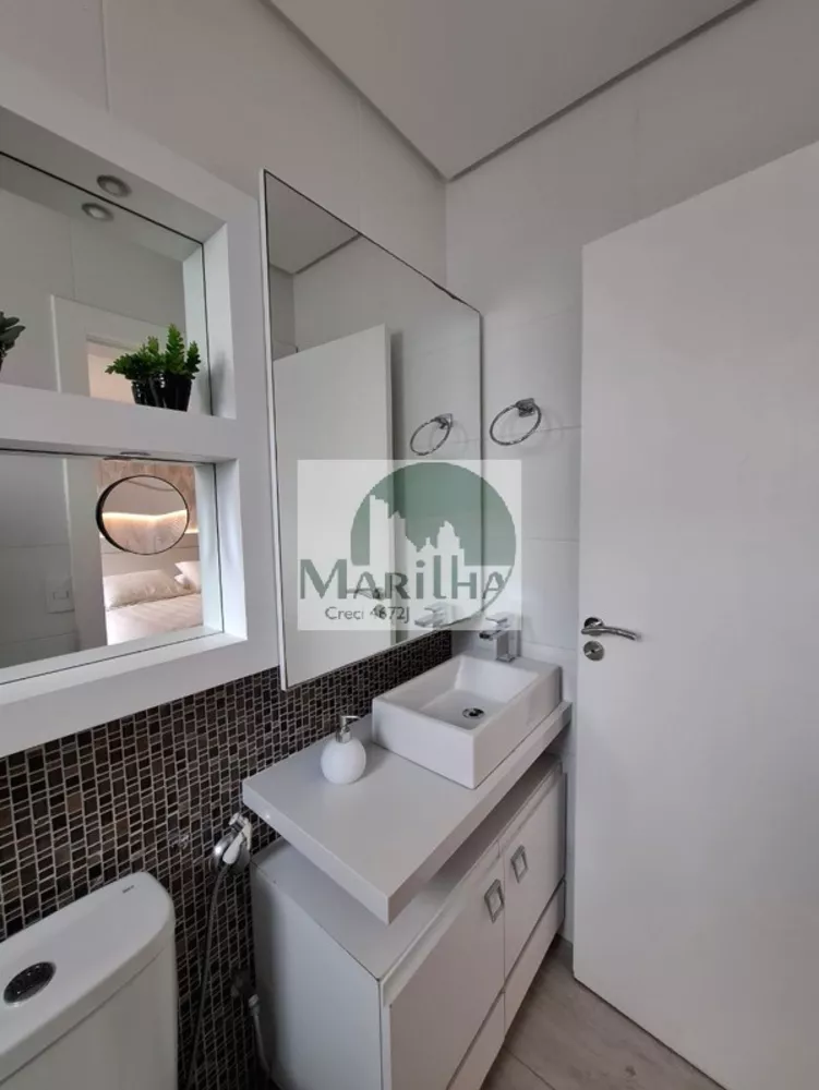 Cobertura, 3 quartos, 205 m² - Foto 2