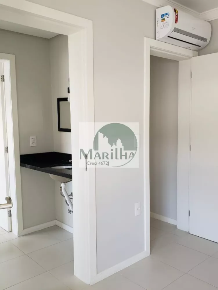 Cobertura, 3 quartos, 280 m² - Foto 4