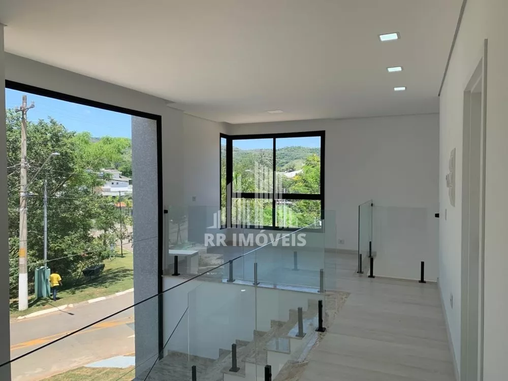 Casa à venda com 3 quartos, 340m² - Foto 5