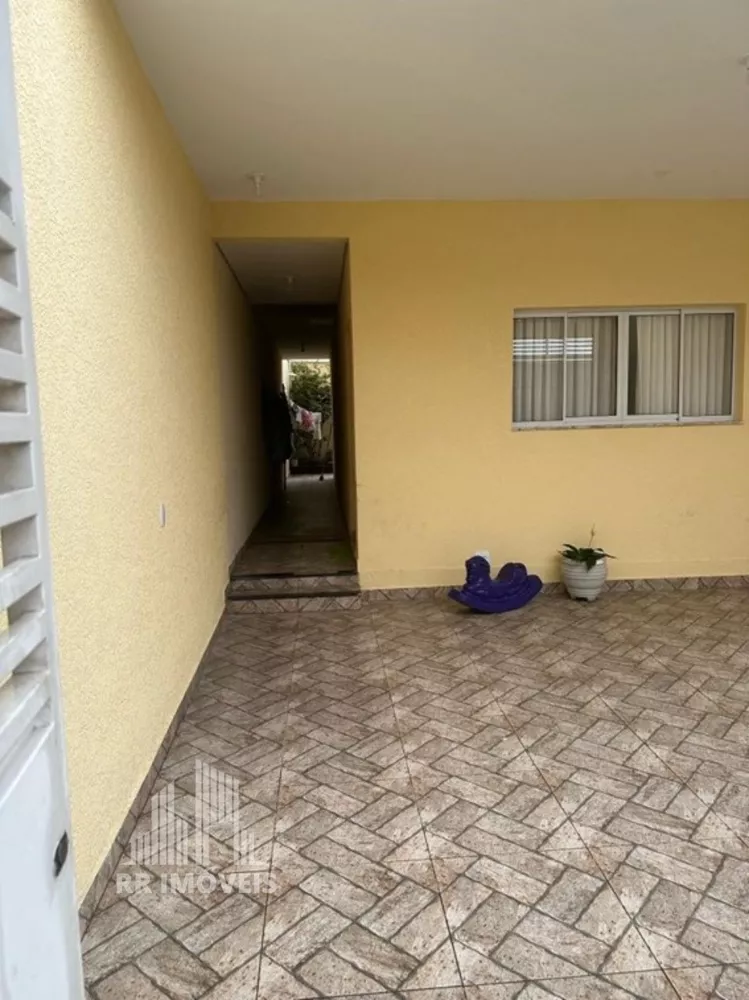 Casa à venda com 3 quartos, 270m² - Foto 2