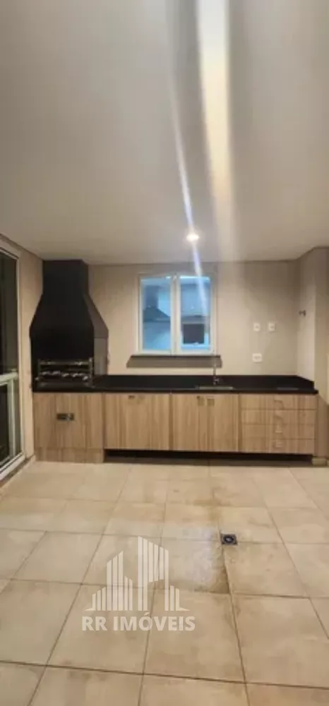 Apartamento à venda com 4 quartos, 156m² - Foto 2