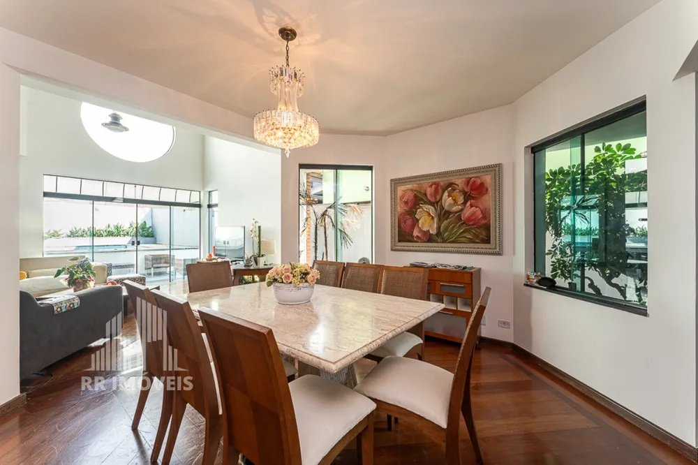 Casa, 4 quartos, 305 m² - Foto 2