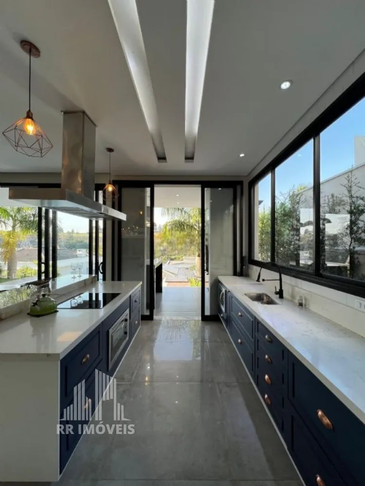 Casa, 3 quartos, 330 m² - Foto 1