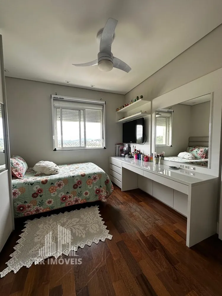 Apartamento, 3 quartos, 201 m² - Foto 1