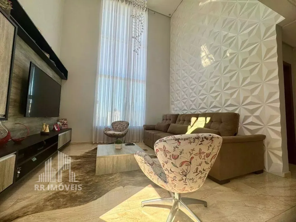 Casa, 4 quartos, 280 m² - Foto 1