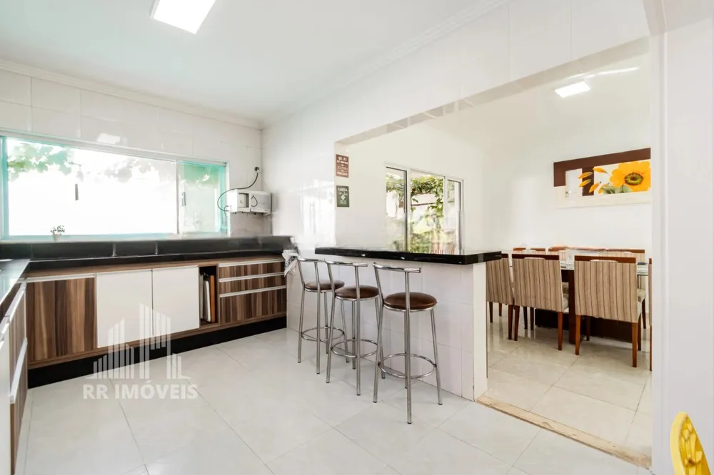 Casa, 4 quartos, 234 m² - Foto 4
