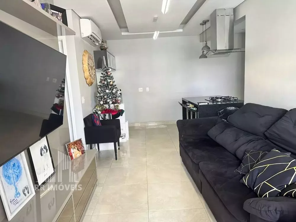 Apartamento à venda com 2 quartos, 81m² - Foto 1