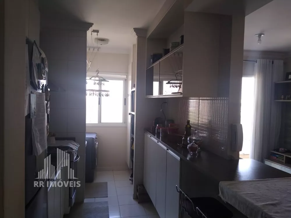 Apartamento à venda com 2 quartos, 72m² - Foto 8