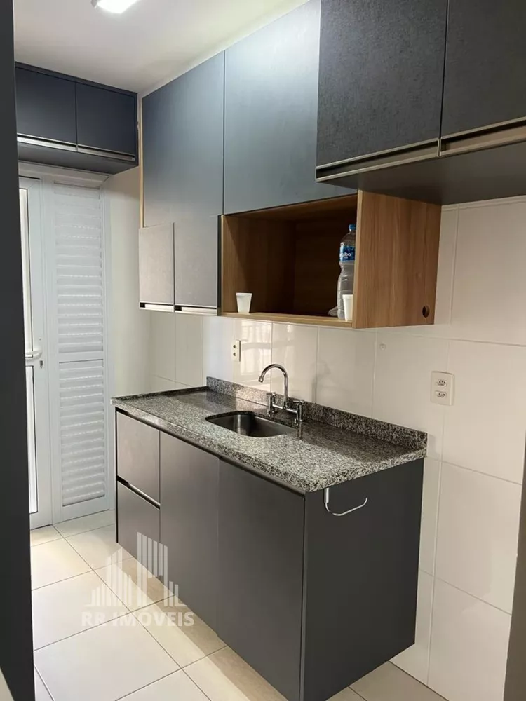 Apartamento à venda com 3 quartos, 73m² - Foto 3