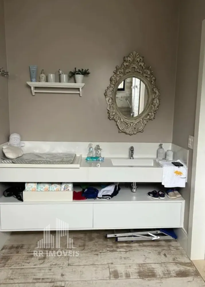 Casa, 4 quartos, 390 m² - Foto 1