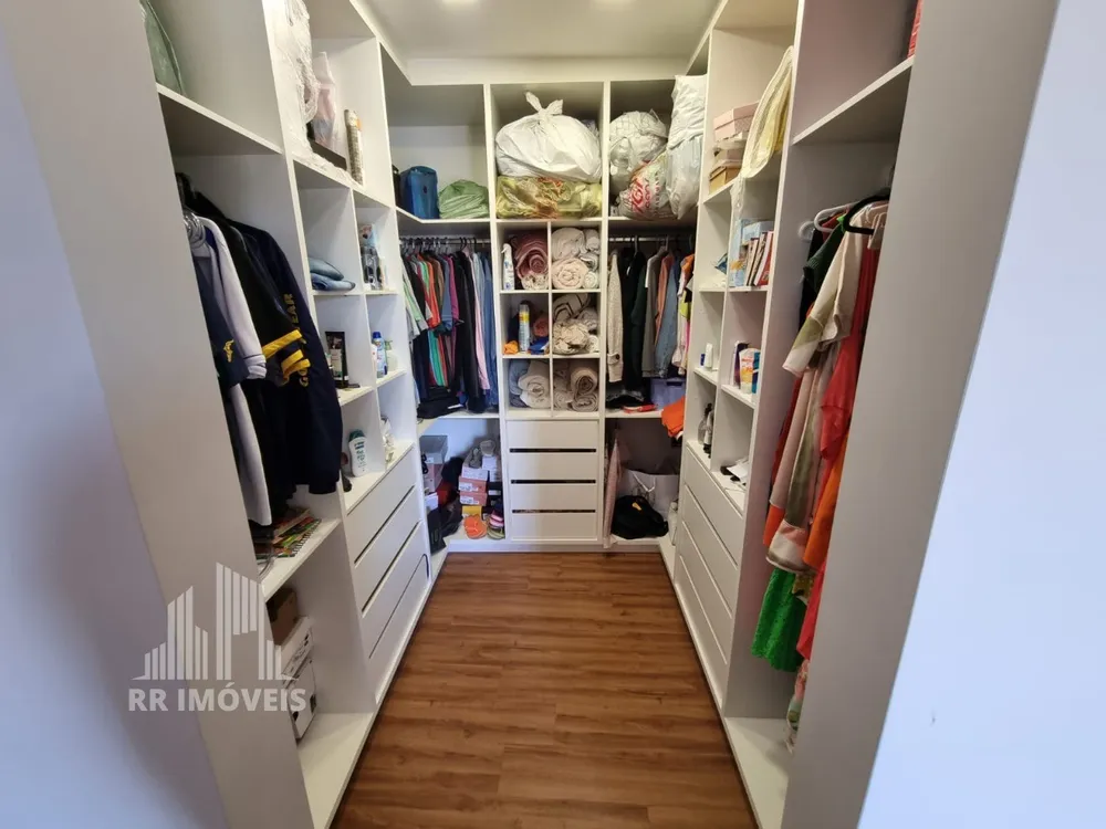 Casa, 3 quartos, 245 m² - Foto 8