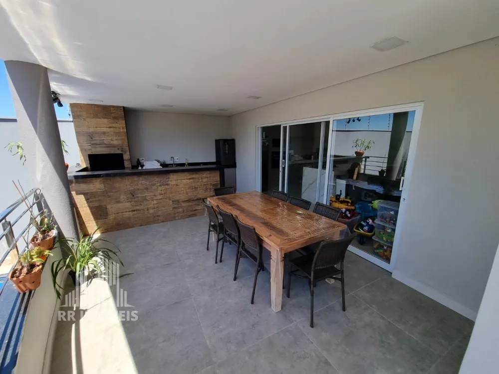 Casa, 3 quartos, 245 m² - Foto 3